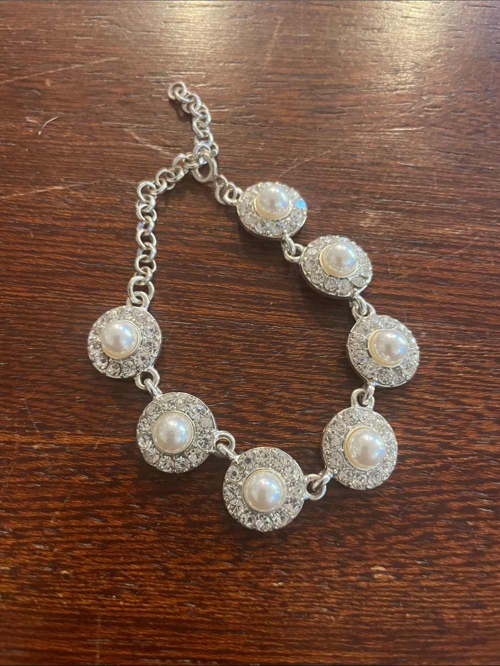 Rosa Rhinestones Crystal & Pearl Halo
Linear Bracelet. Silver-tone. 7.25 in NWOT